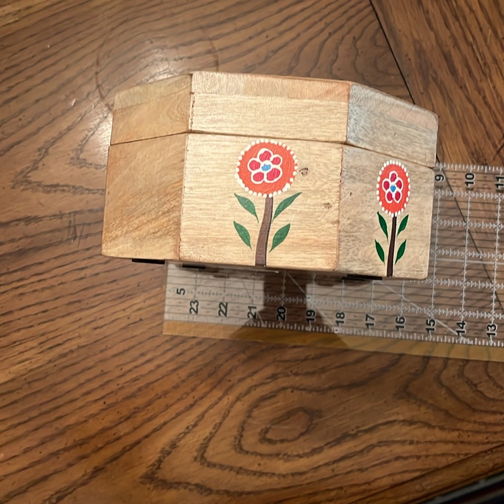 Decorative storage‎ box - Picture 16 of 16